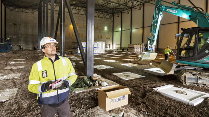 Vastaava mestari Janne Virtanen tiimeineen saa kesäkuussa valmiiksi työmaansa ykkösvaiheen.