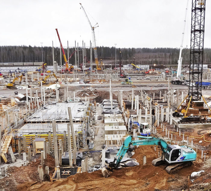 Mets&auml; Fibren &Auml;&auml;nekosken biotuotetehdas on  mets&auml;&shy;teollisuuden suurin  investointi Suomessa.

(kuva: Betoniteollisuus ry)