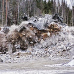 Urakka-alueen maaper&auml;st&auml; huomattava m&auml;&auml;r&auml; on kalliota,  joten maa vavahtelee t&auml;m&auml;n t&auml;st&auml;.